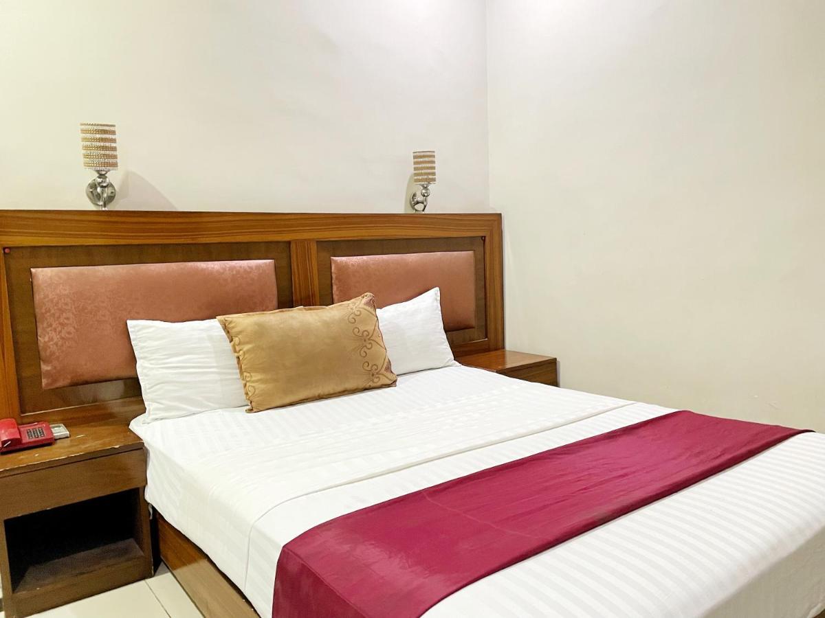 Hotel Multan Extérieur photo