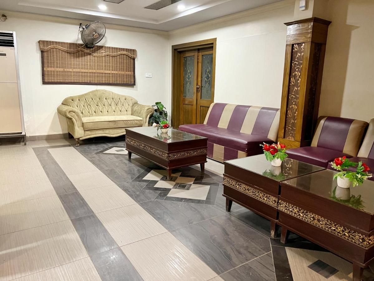 Hotel Multan Extérieur photo
