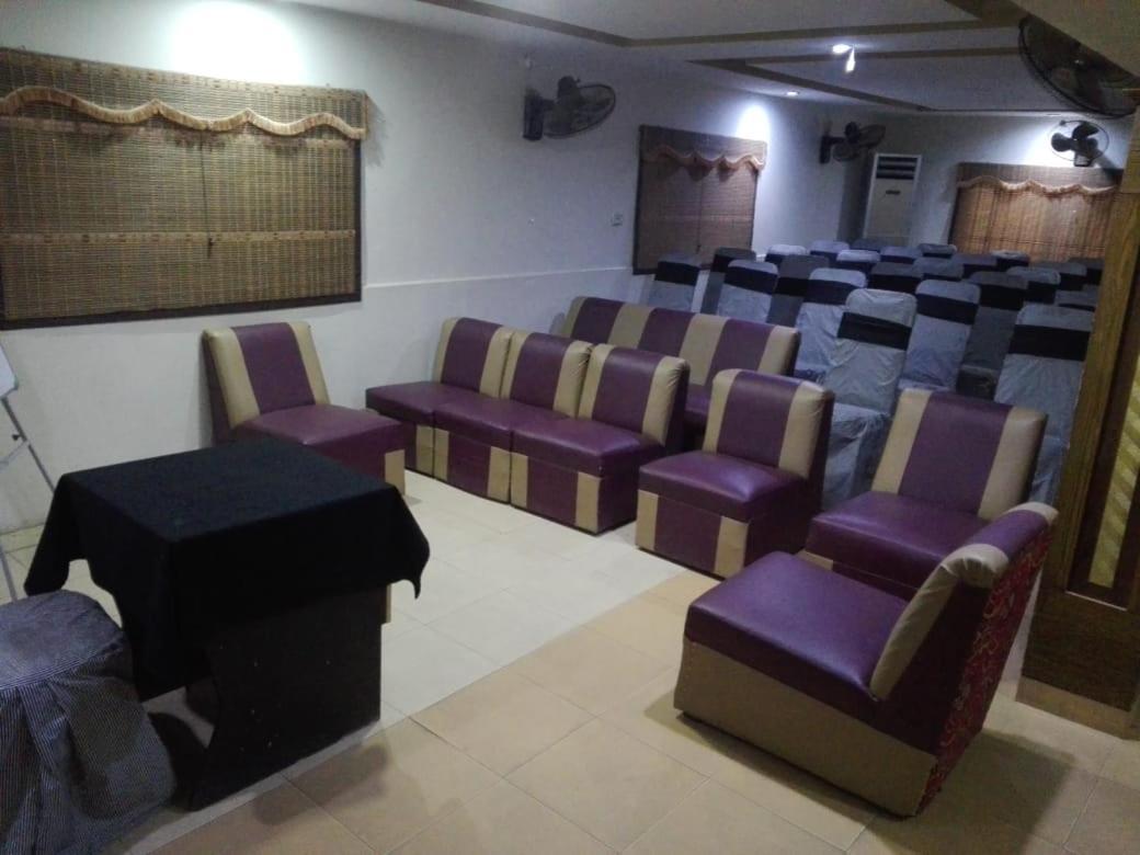 Hotel Multan Extérieur photo