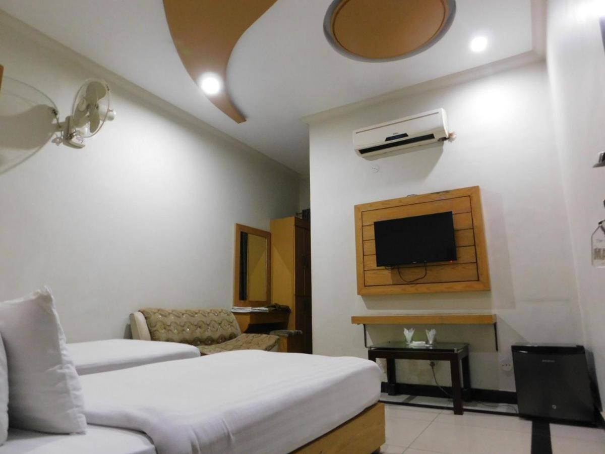 Hotel Multan Extérieur photo